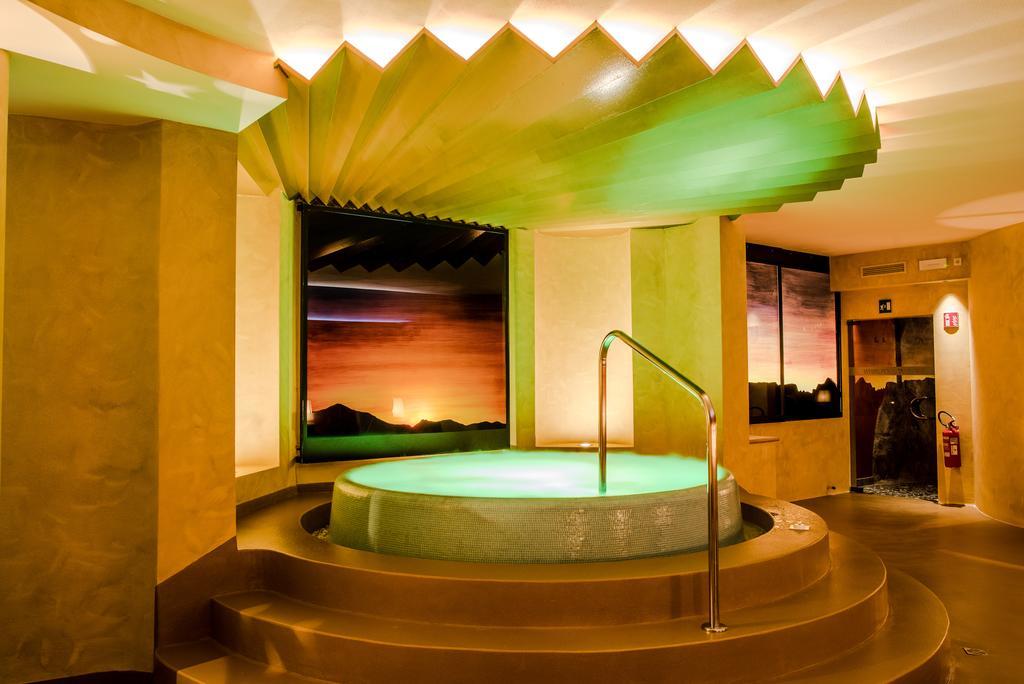 Vitalpina Hotel Dosses Santa Cristina Val Gardena Esterno foto